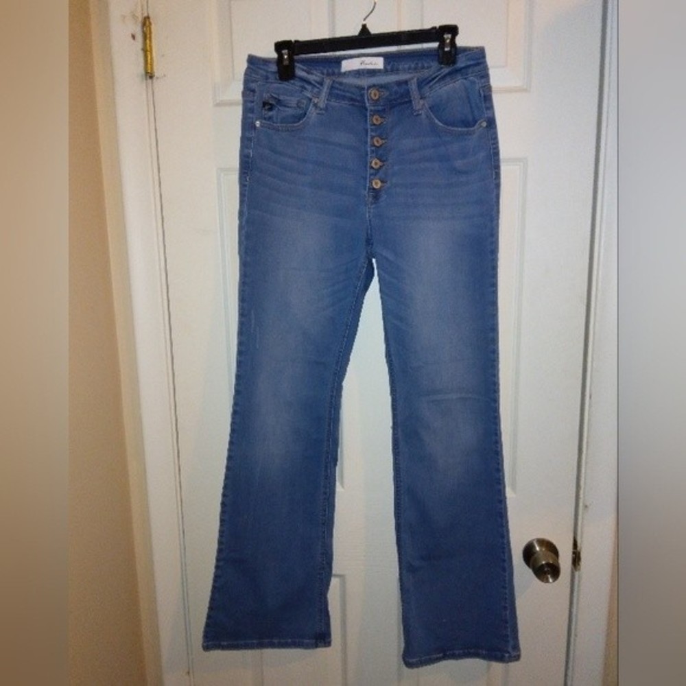 Kancan Jeans Bootcut Button Close Size 31 - image 2